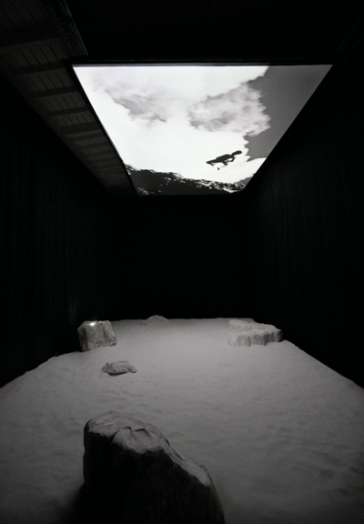 "Cliffs" by Cadence Films - © Oddity Paris