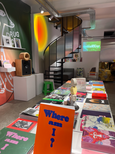 Oddity Radio Drugstore - © Oddity Paris