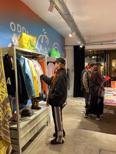 Oddity Radio Drugstore - © Oddity Paris